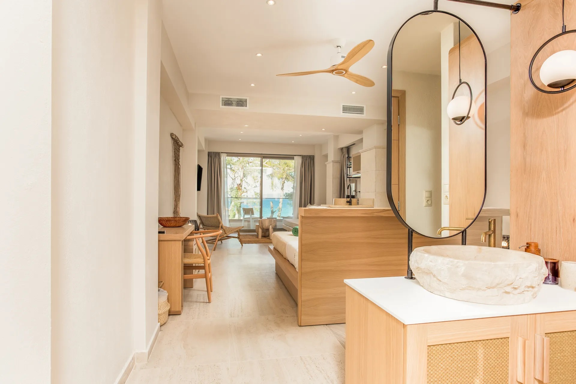 Hotel Mako Sea & Suites-Executive suite pogled more.jpg