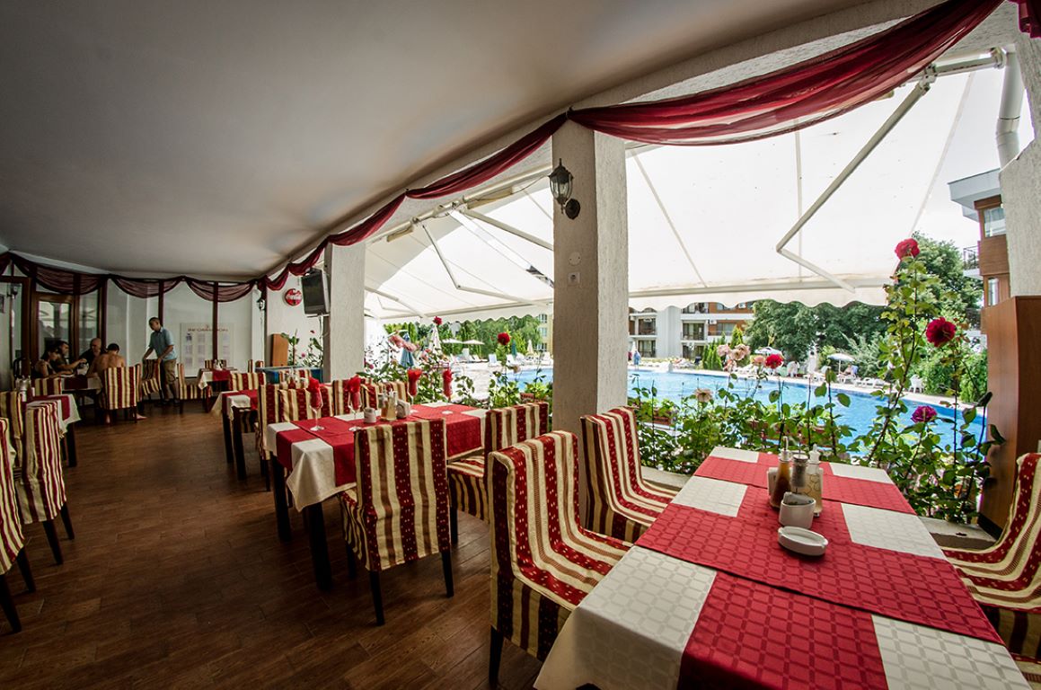 Messambria Fort Beach-Restoran.jpg