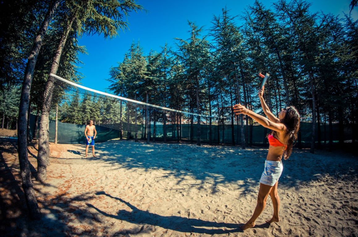 Panorama Fort Beach-Odbojka na plazi.jpg