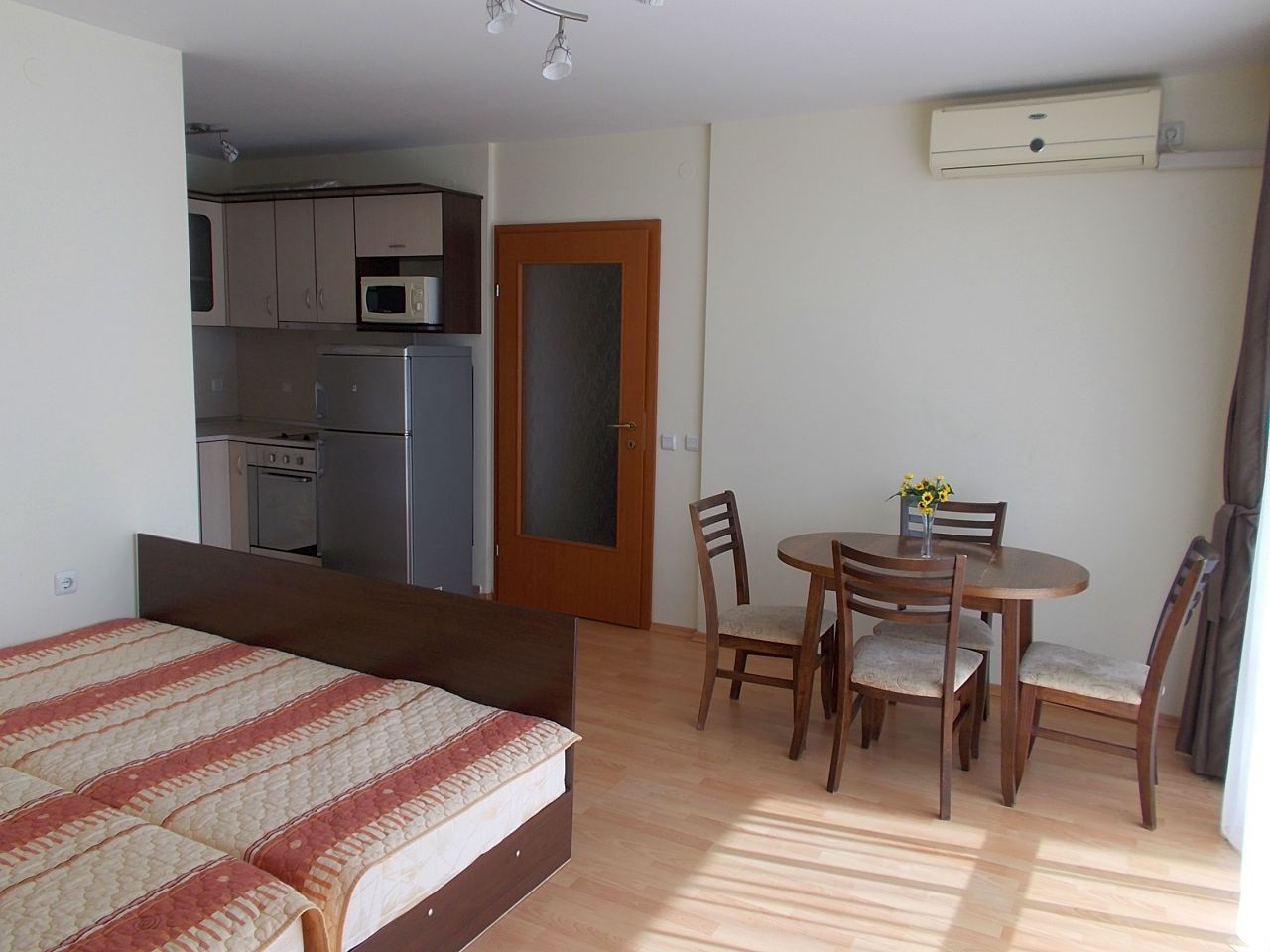 Panorama Fort Beach-Studio.JPG