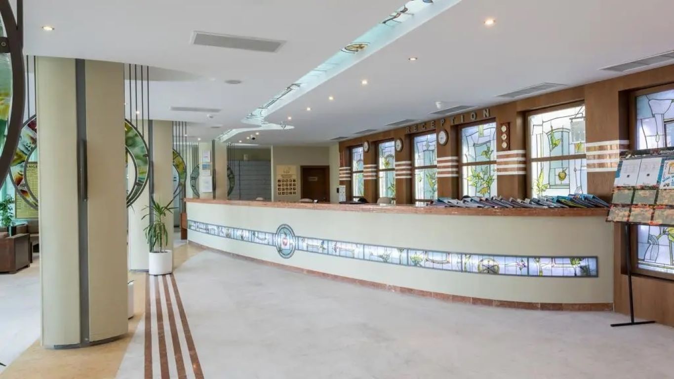 Garden of Eden Hotel-Recepcija.jpg