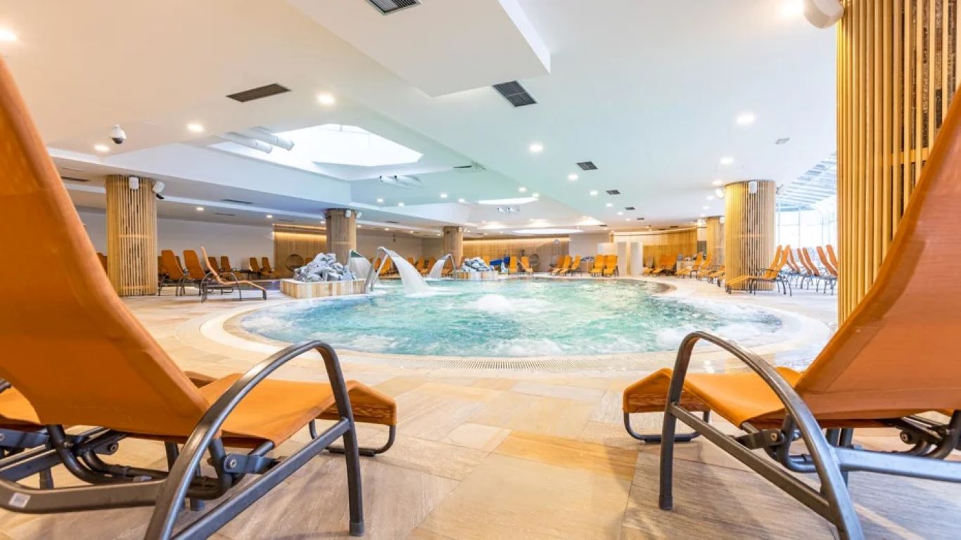 Livada Prestige Hotel-Djakuzi.jpg