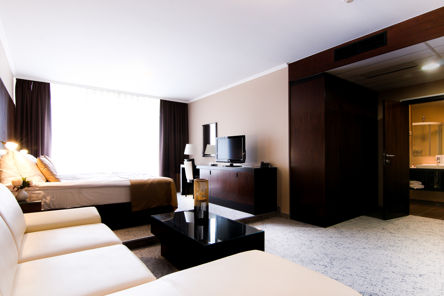Hotel Vivat-Prestige soba.jpg