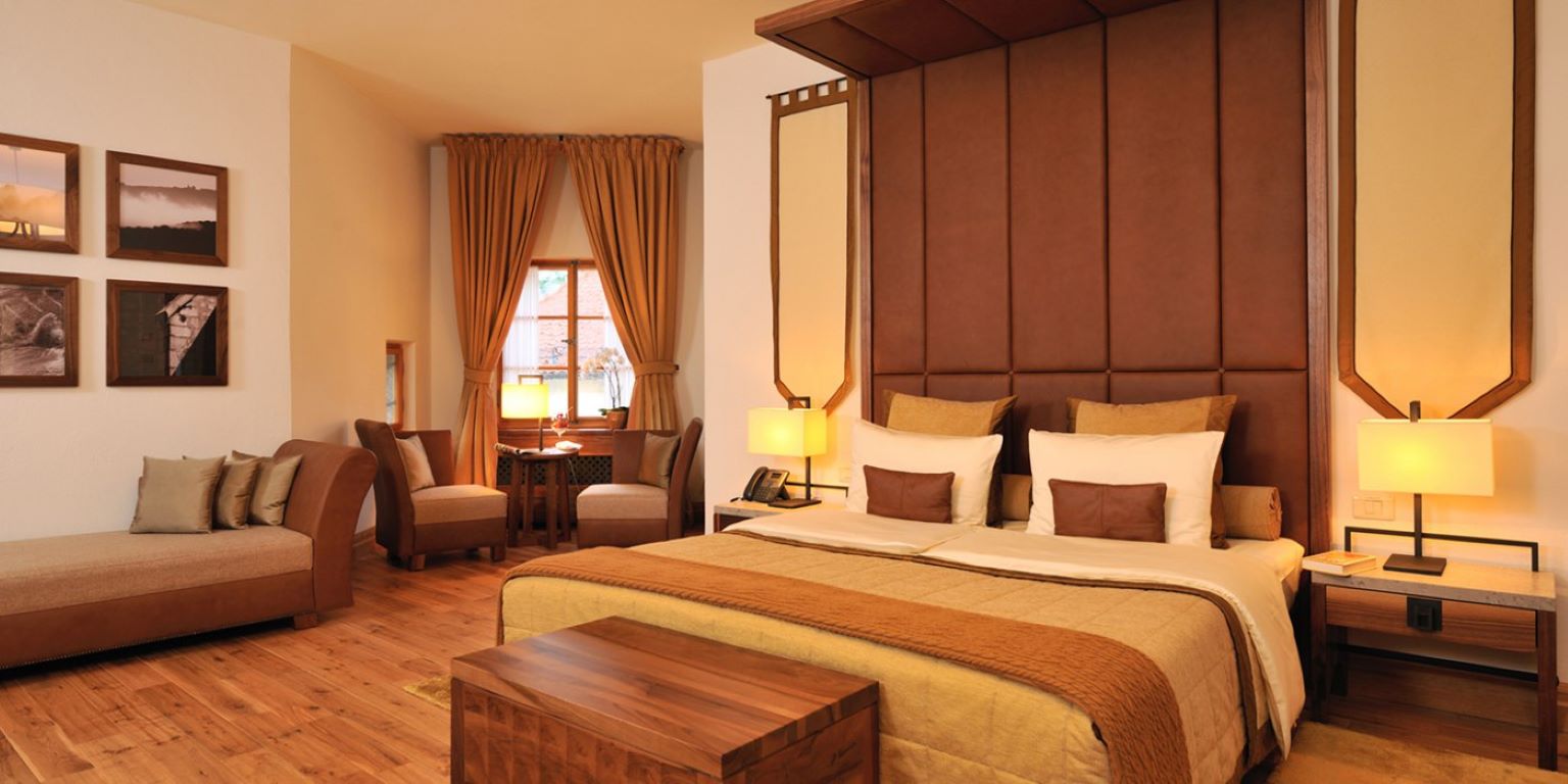 Grad Otocec Hotel-Superior suite.jpg