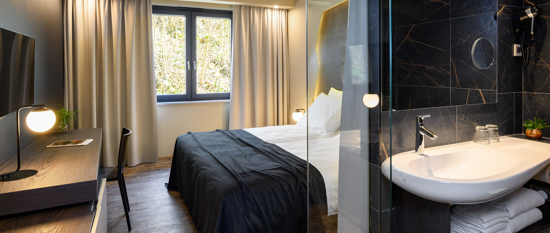 Hotel Jama-Double room.jpg