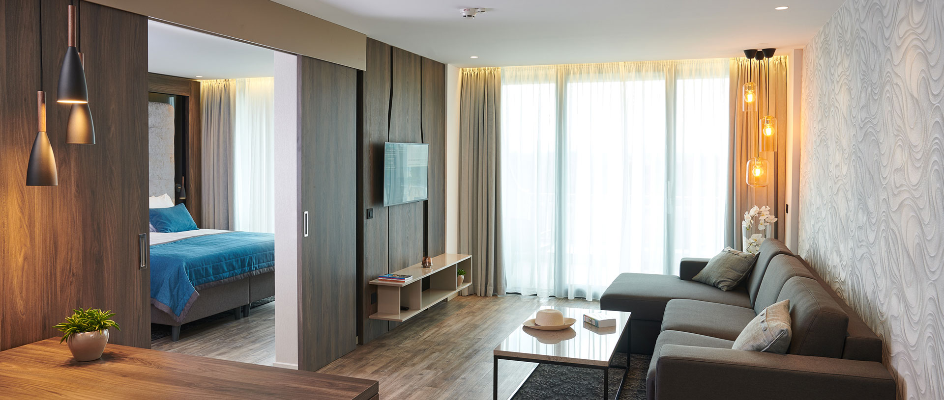 Hotel Jama-Executive suite.jpg