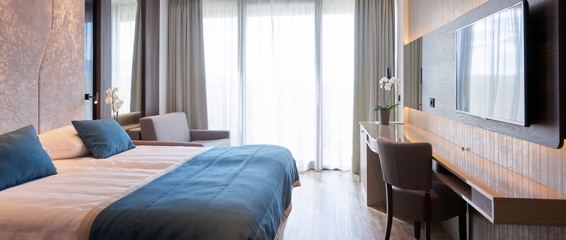 Hotel Jama-Superior triple room.jpg