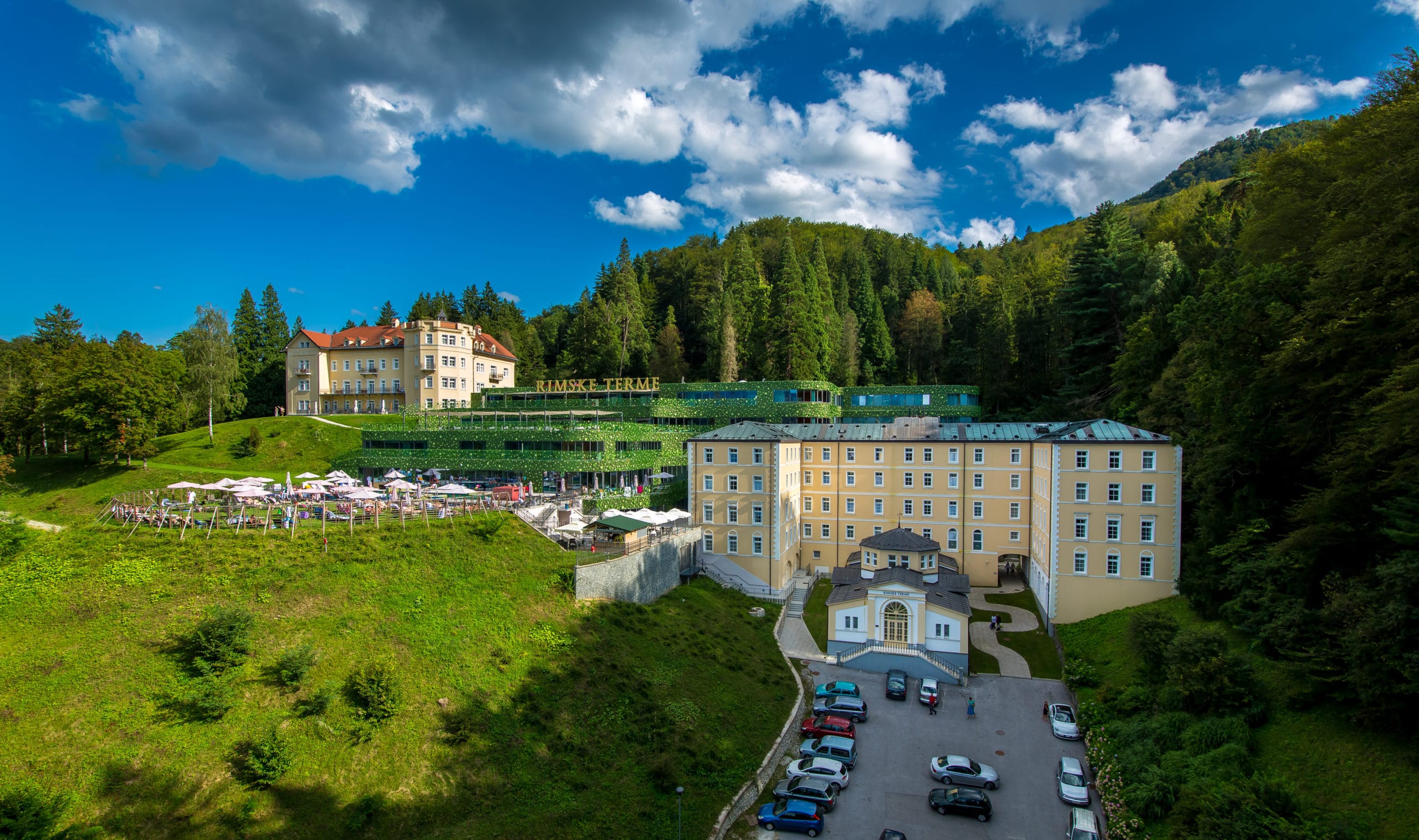 Rimski Dvor Hotel-Spoljasnji izgled.jpg