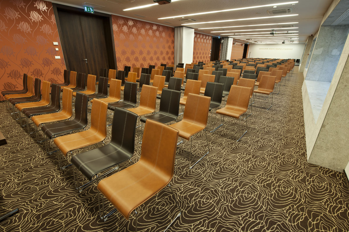 Rimski Dvor-Sala za konferencije.jpg