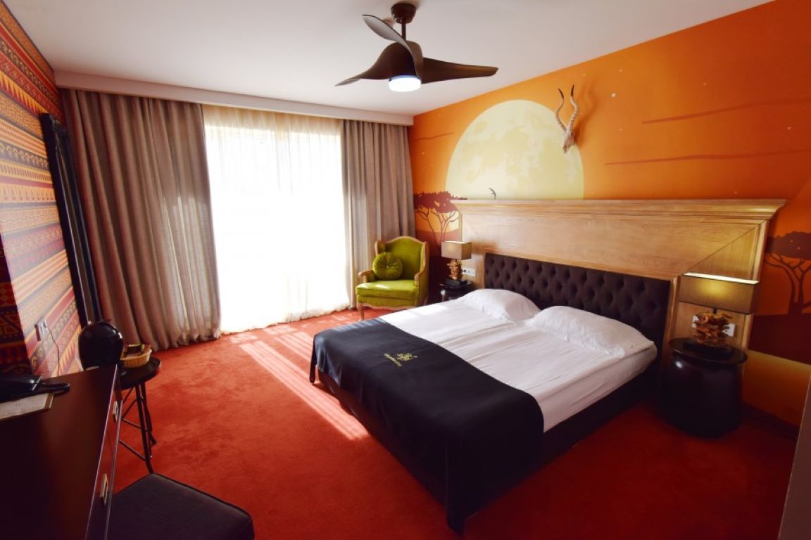 Therma ECO Hotel-Standardna soba park.jpg