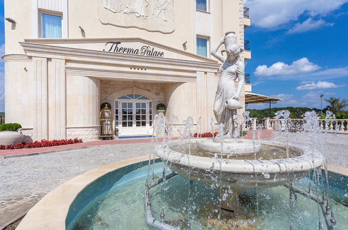 Hotel Therma Palace-Ulaz u hotel.png
