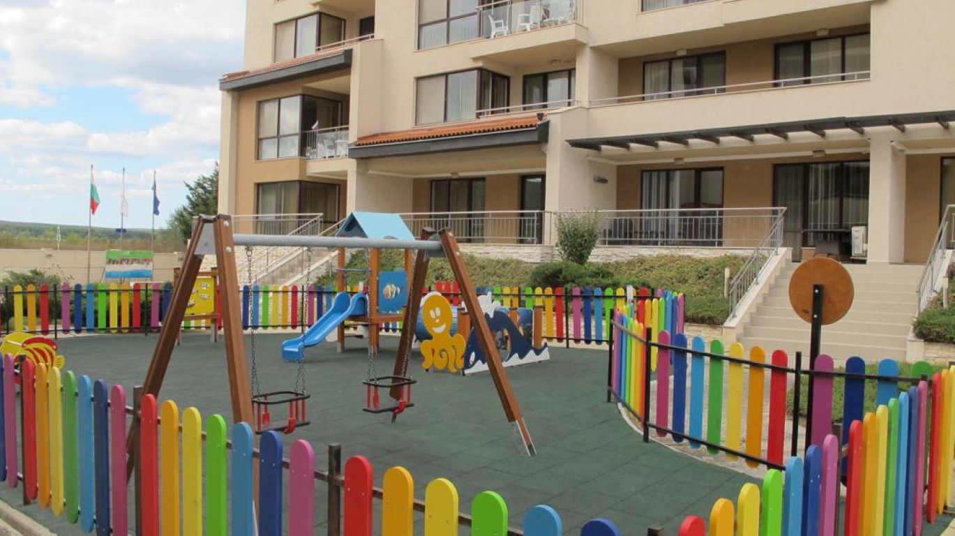 Obzor Beach Resort Hotel-Decije igraliste.jpg