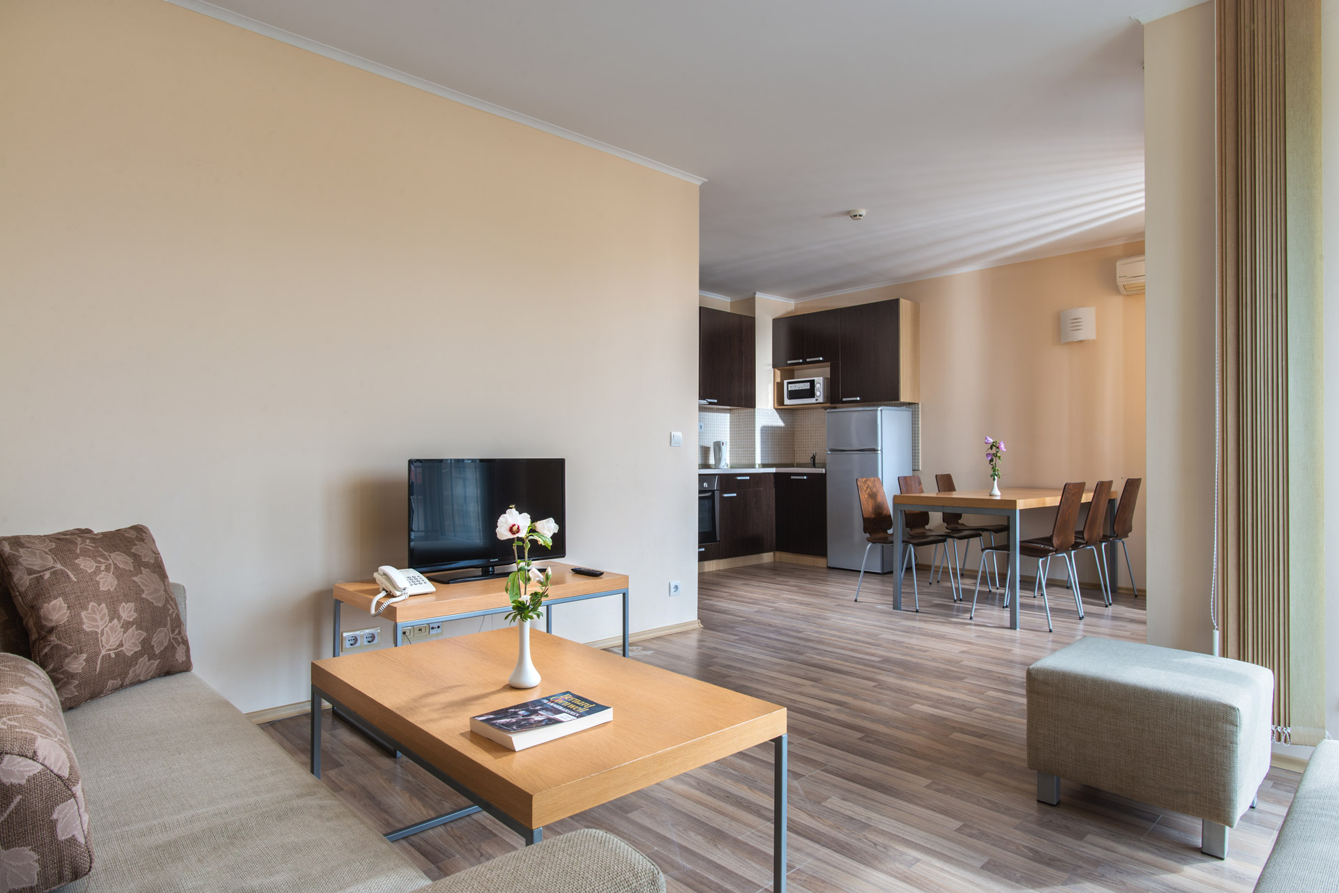 Obzor Beach Resort-Trosoban apartman.jpg