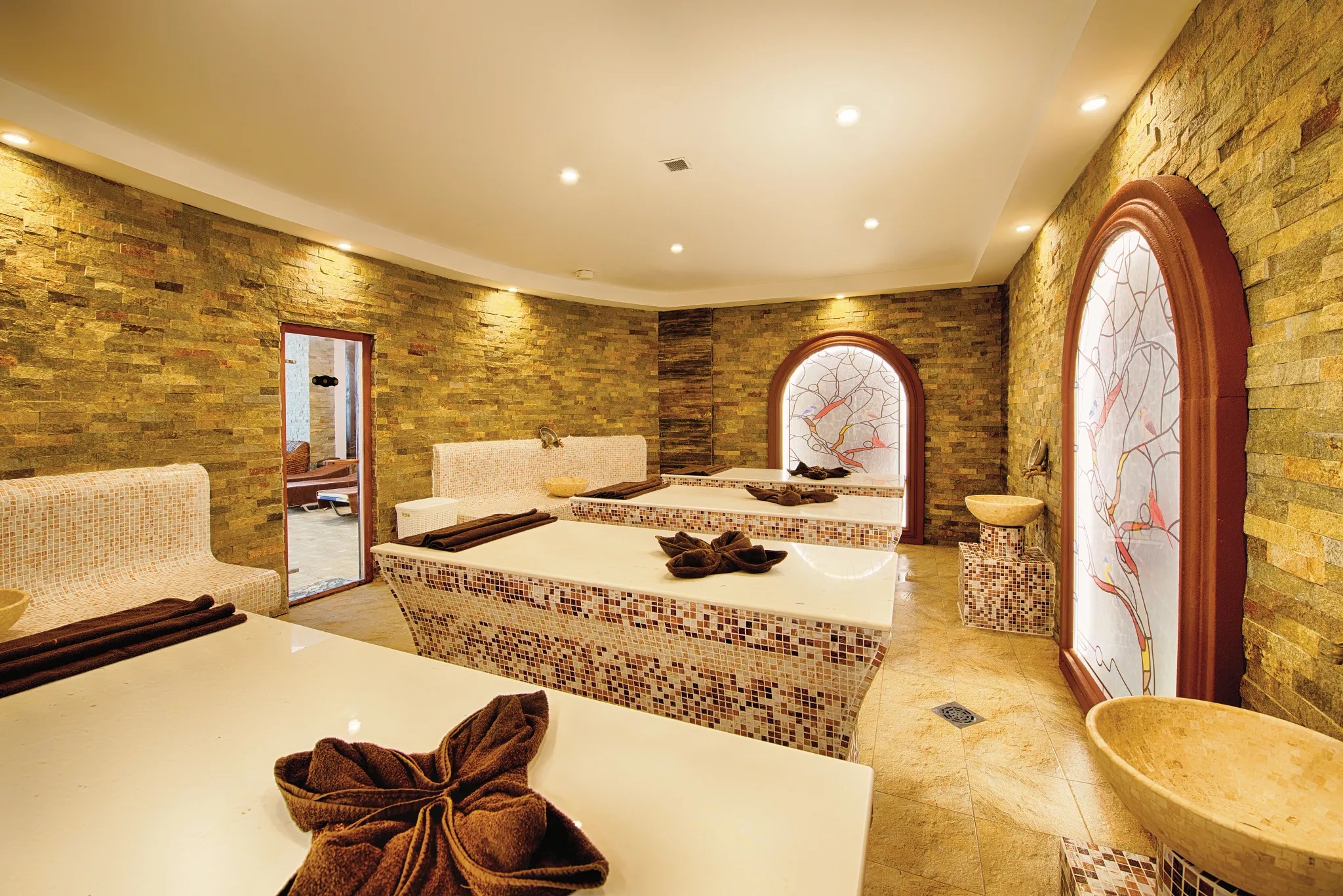 Alua Helios Bay Hotel-Spa.jpg