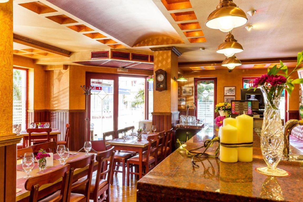 Saint George Pomorie Hotel-A la carte restoran.jpg