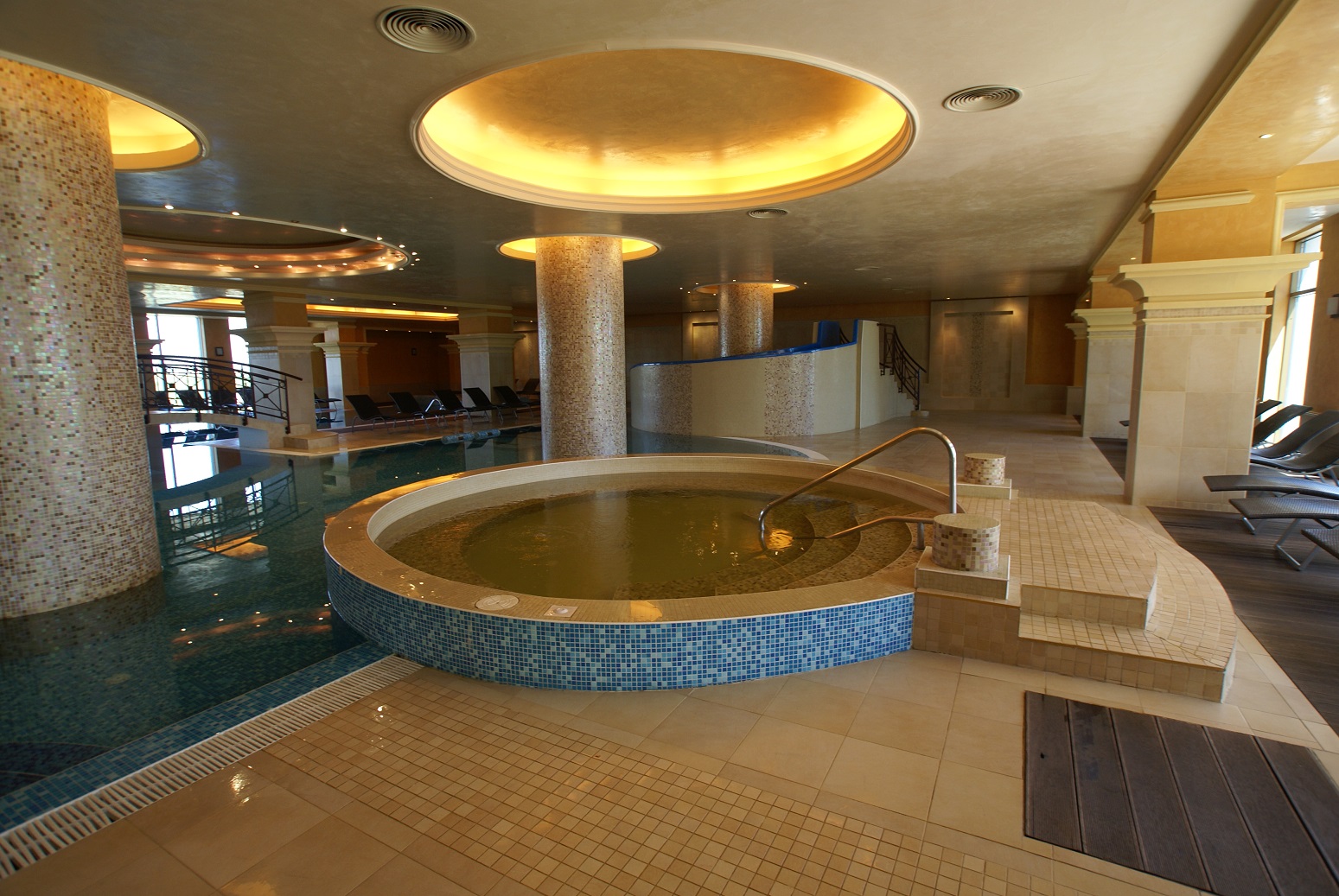 Sunset Resort-Djakuzi.JPG