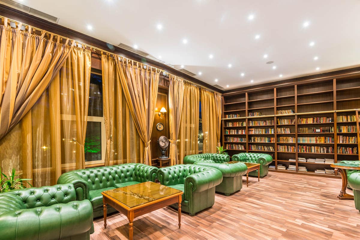 Grand Hotel Pomorie-Lobby.jpg