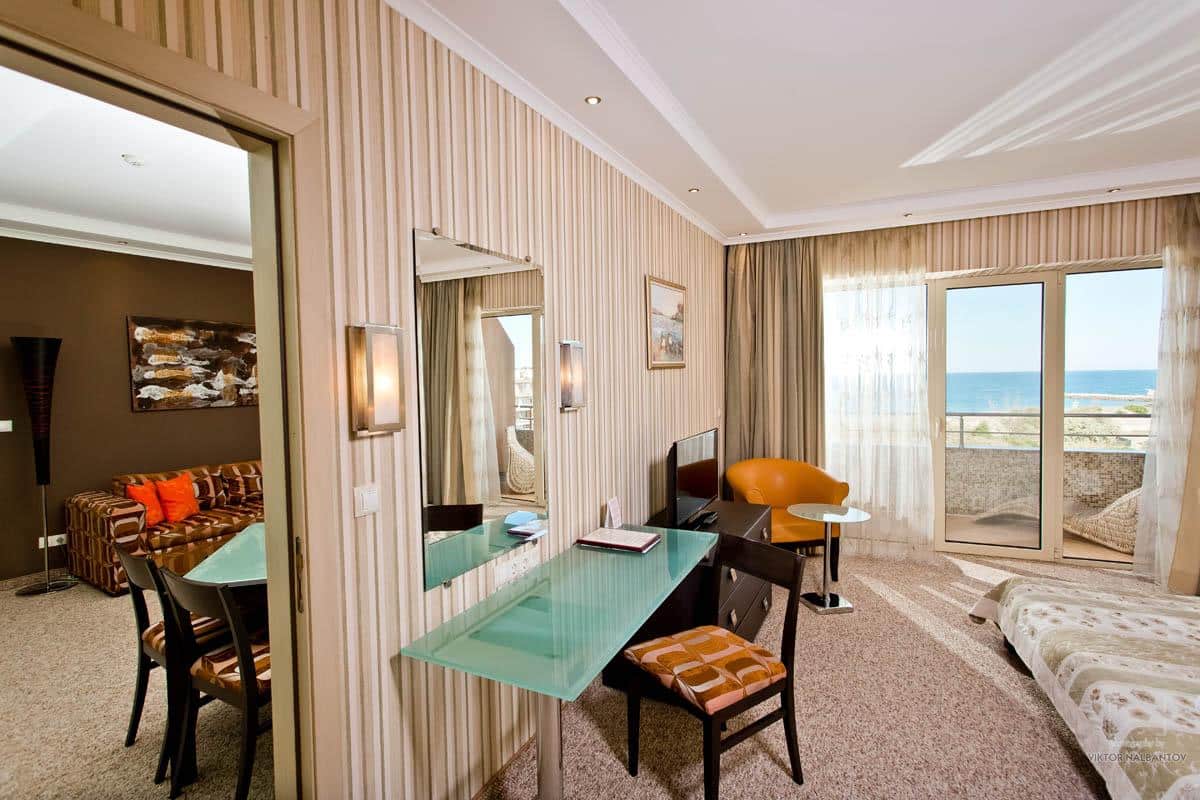 Grand Hotel Pomorie-Porodicni apartman.jpg