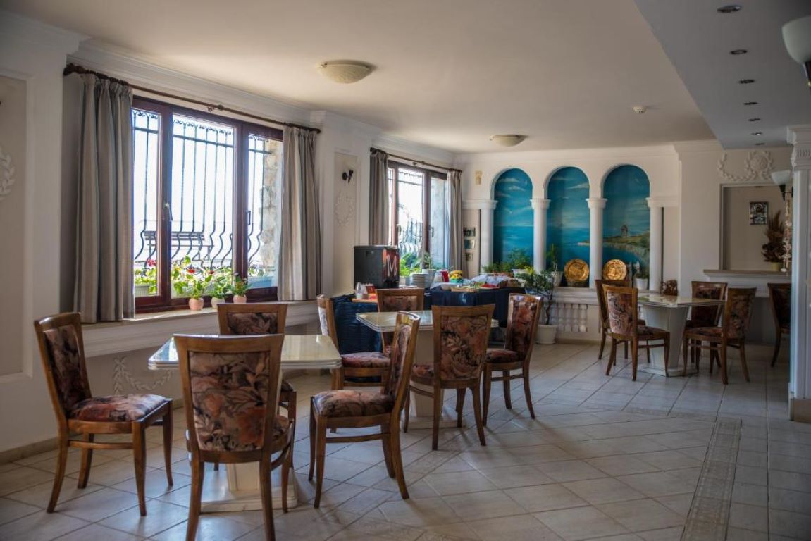 Victoria Nessebar-Restoran.jpg