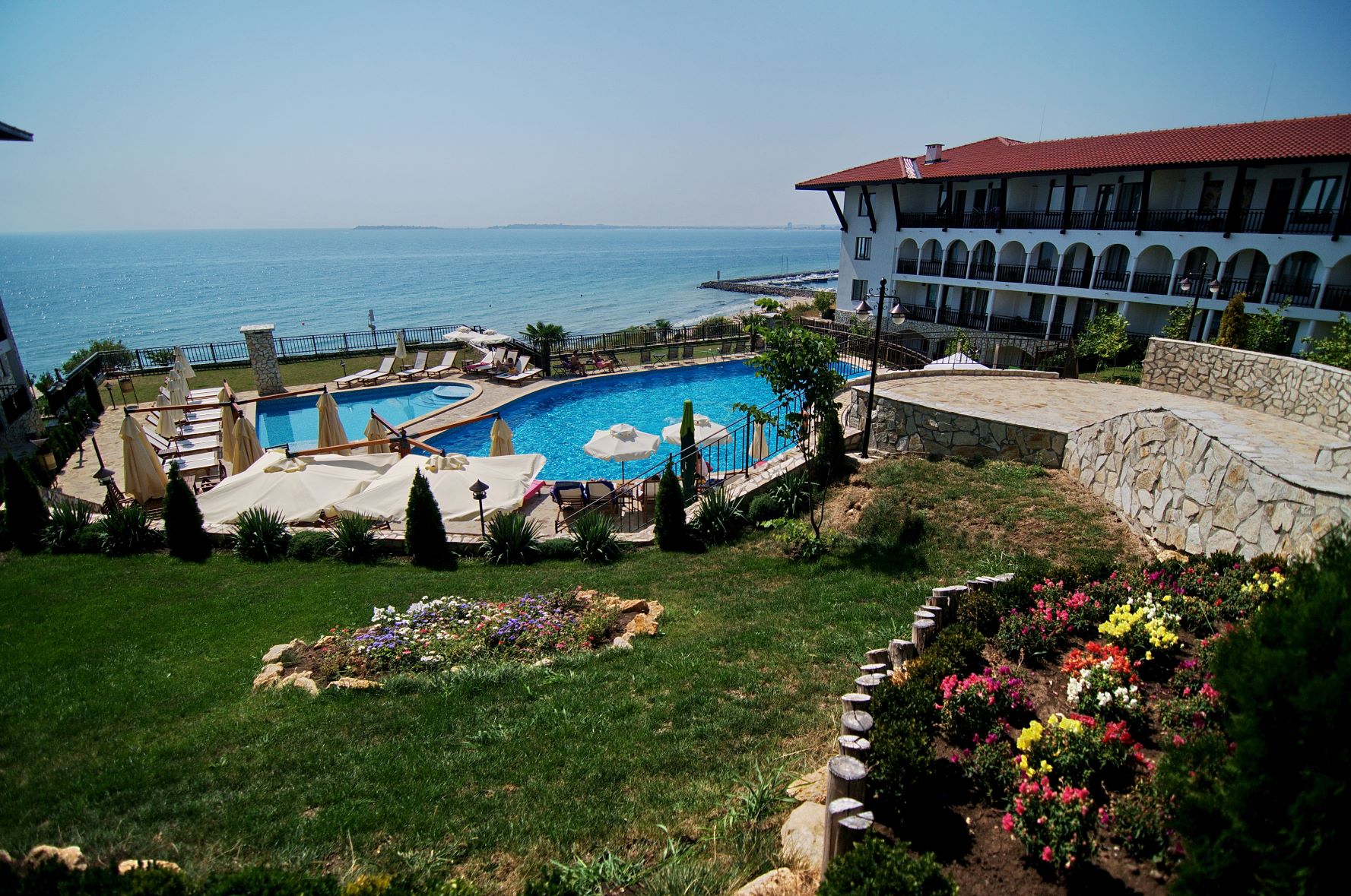 Monastery First Line Premium-Bazeni.jpg