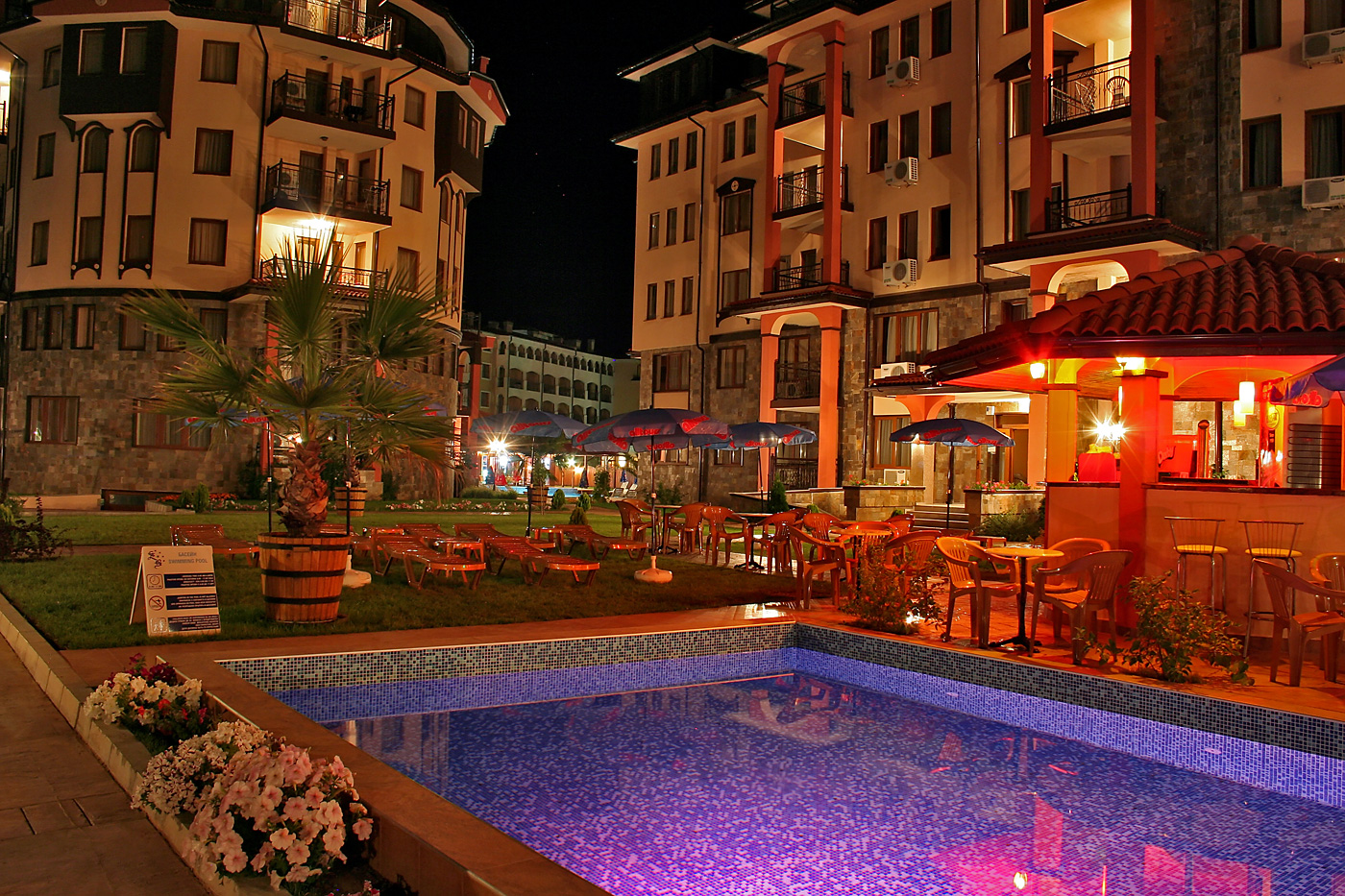 South Beach Hotel-Bazen.jpg
