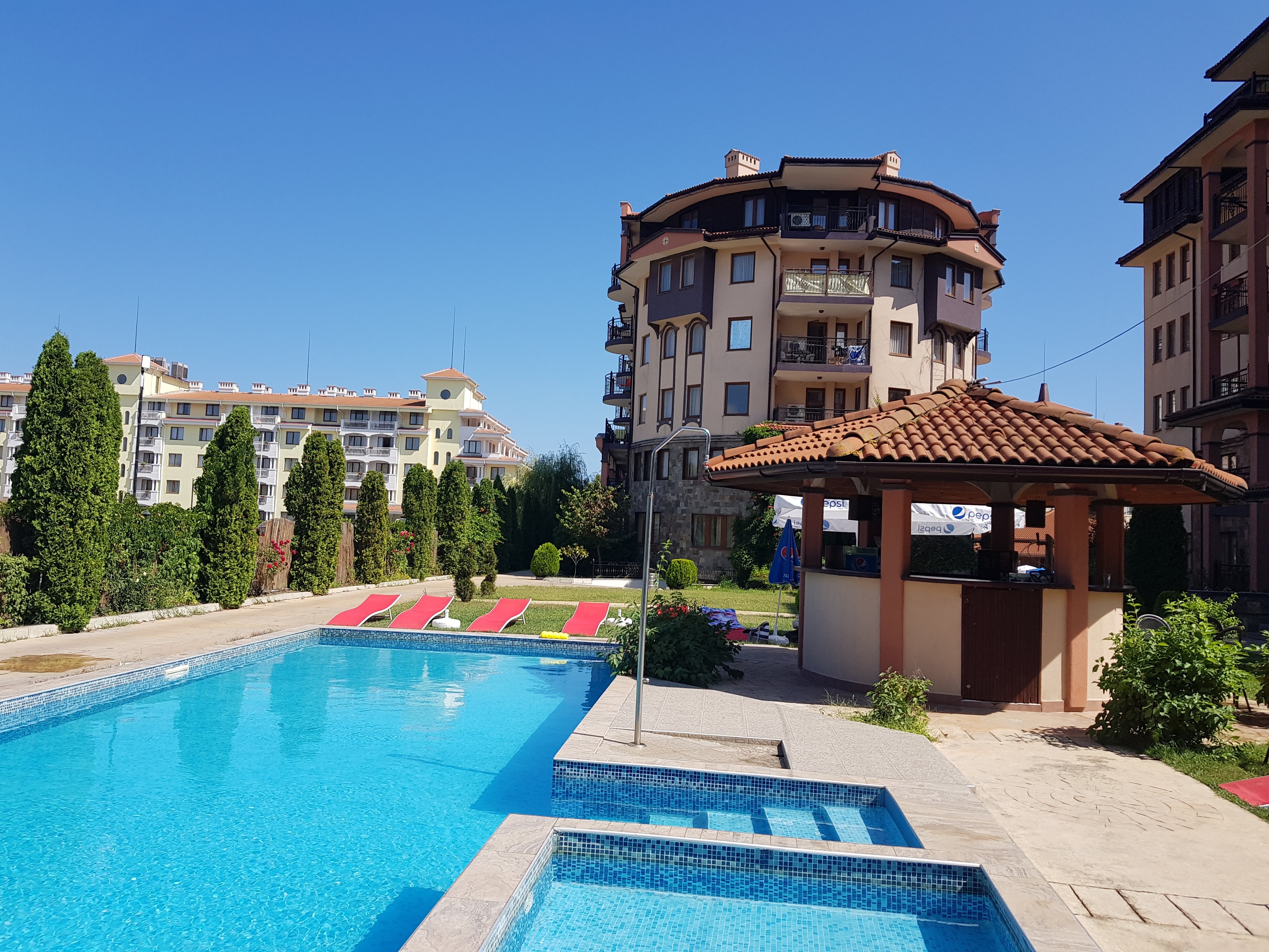 South Beach-Kompleks bazena.jpg