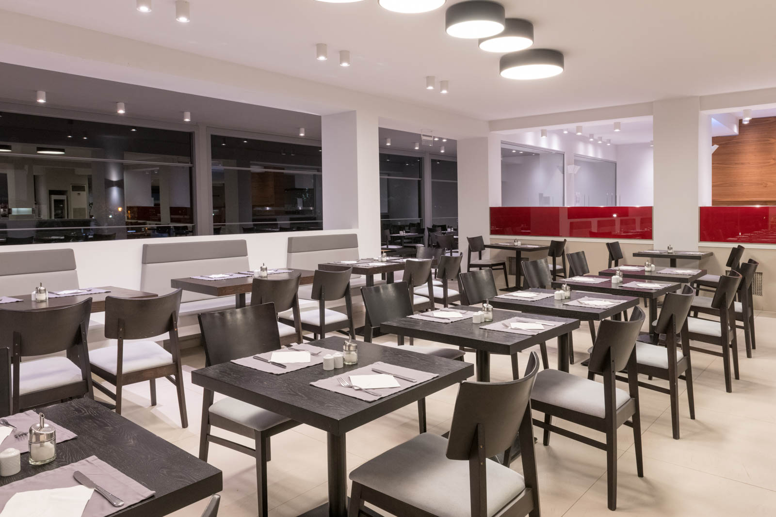 Hotel Princess Golden Beach-Restoran.jpg