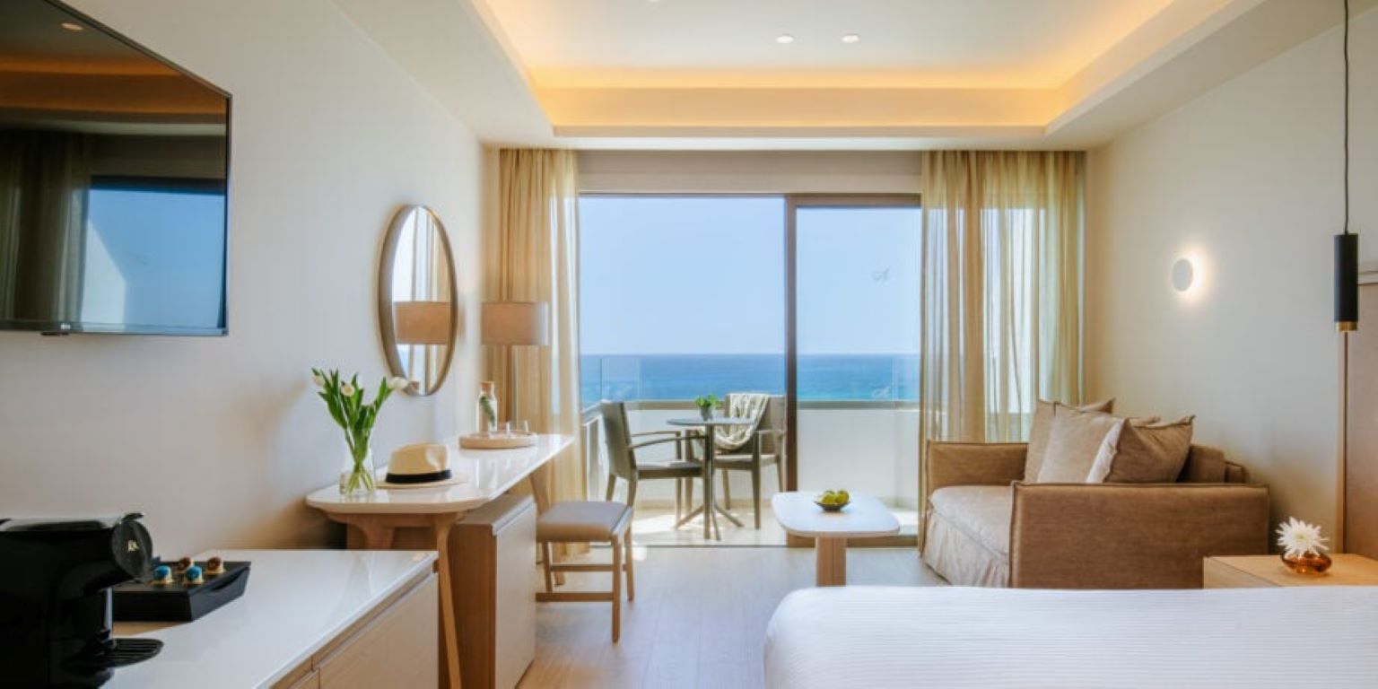 Alion Beach Hotel-Standardna soba pogled more.jpg