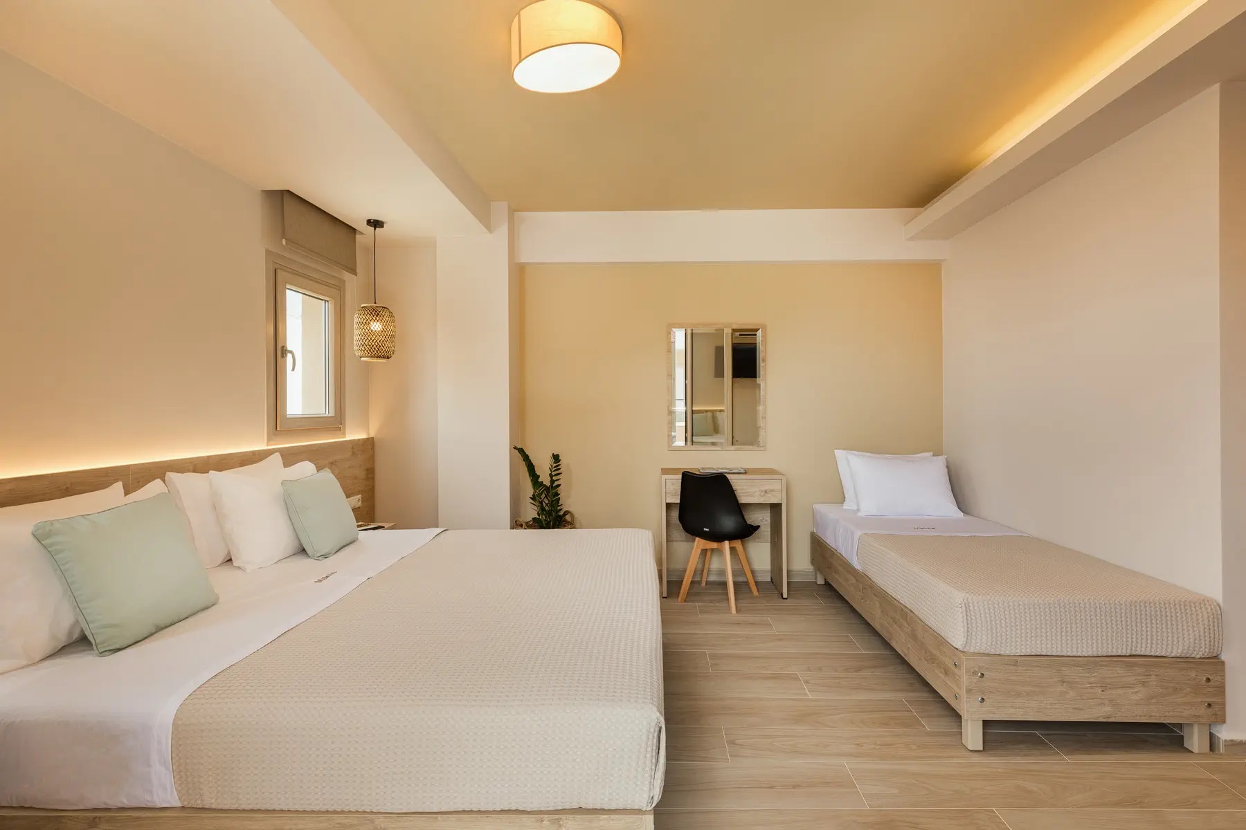 Makris Luxury Rooms-Deluxe sobe.jpg