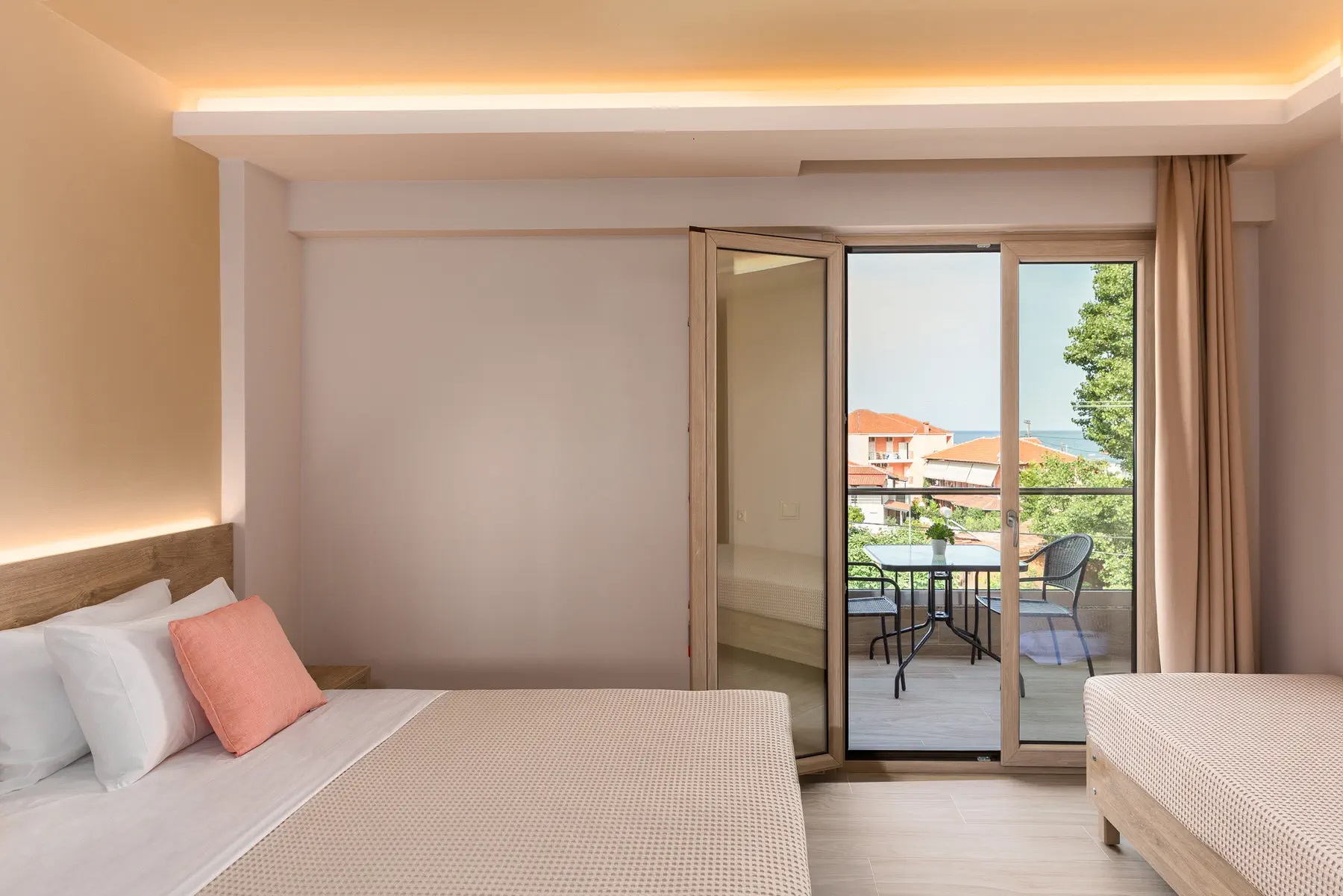 Makris Luxury Rooms-Standardna soba.jpg