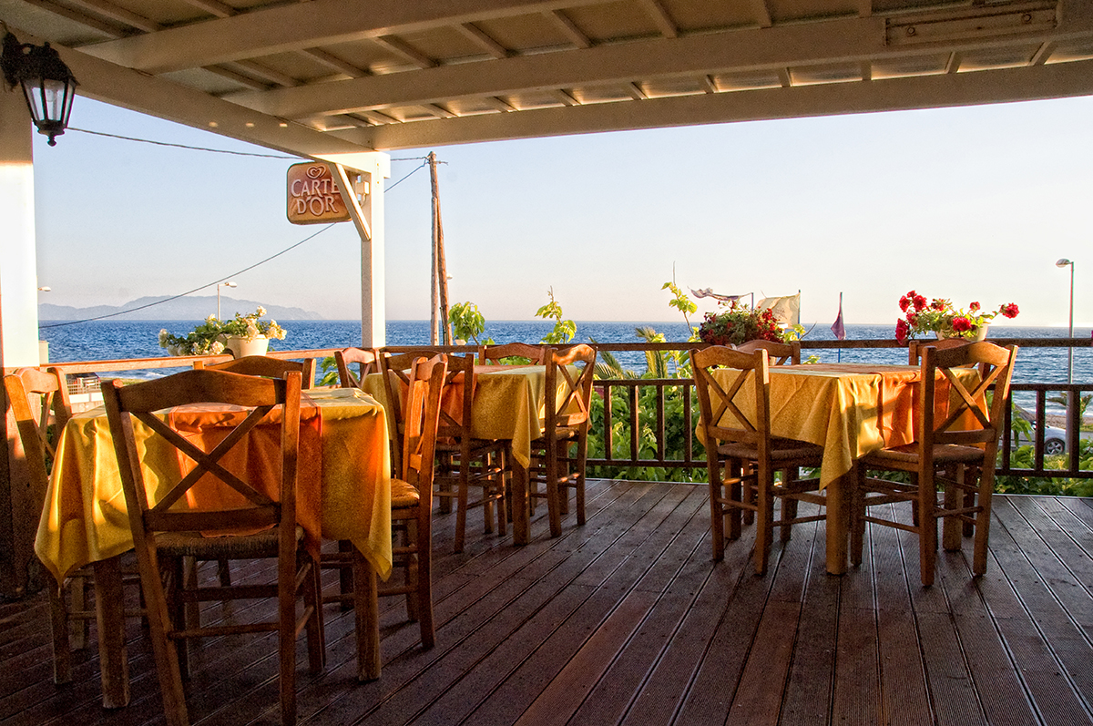 Hotel Esperanza restaurant 1.jpg