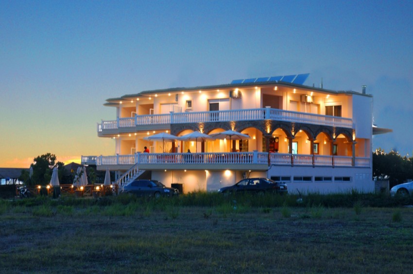 Hotel Esperanza.jpg
