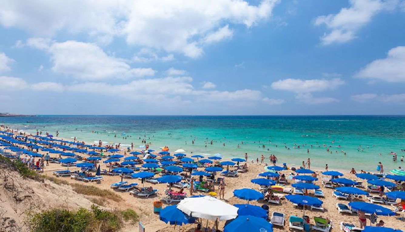 Gaia Sun N Blue Hotel-Plaza.jpg
