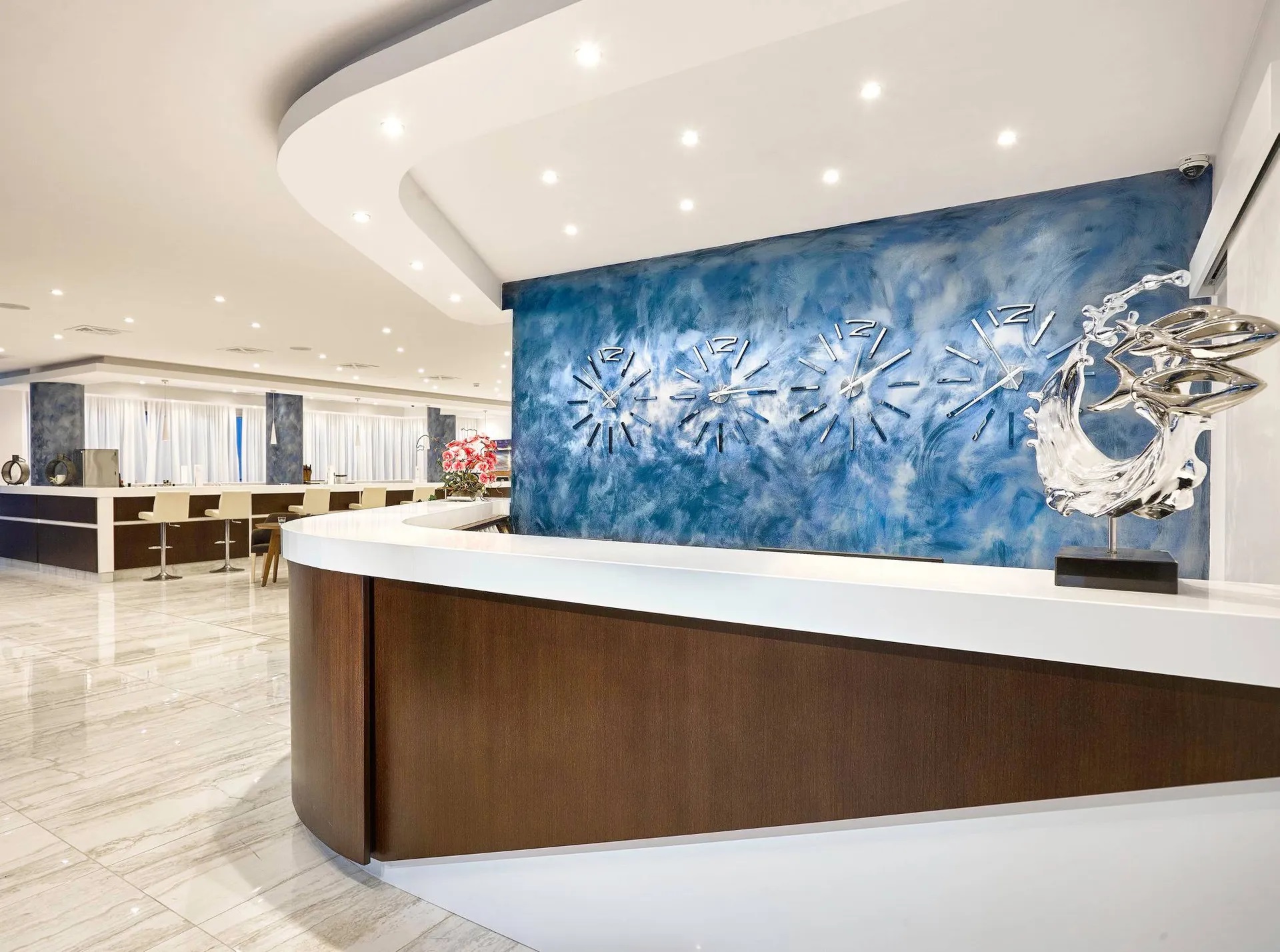 Gaia Sun N Blue-Recepcija.jpg
