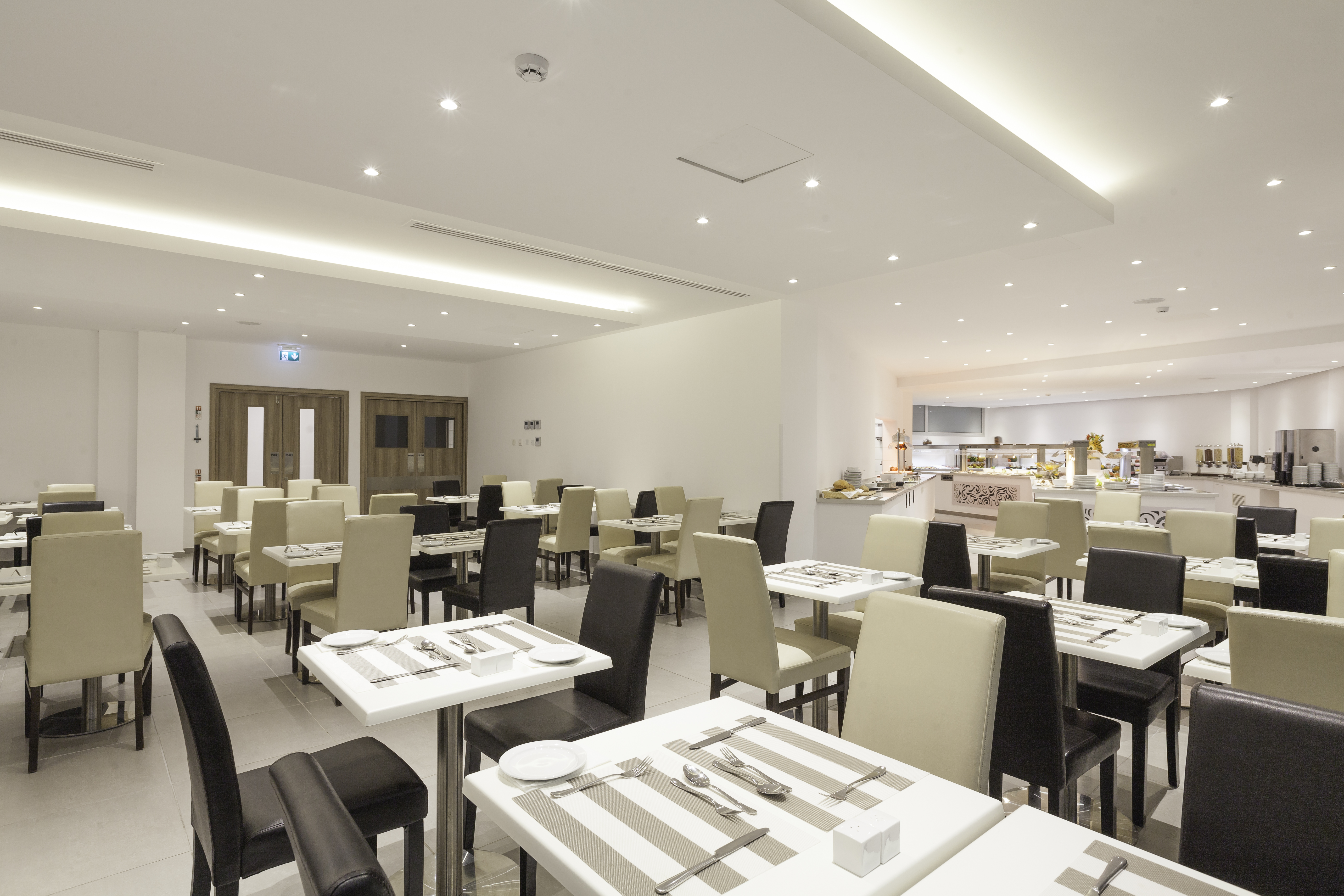 Hotel Gaia Sun N Blue-Restoran.jpg