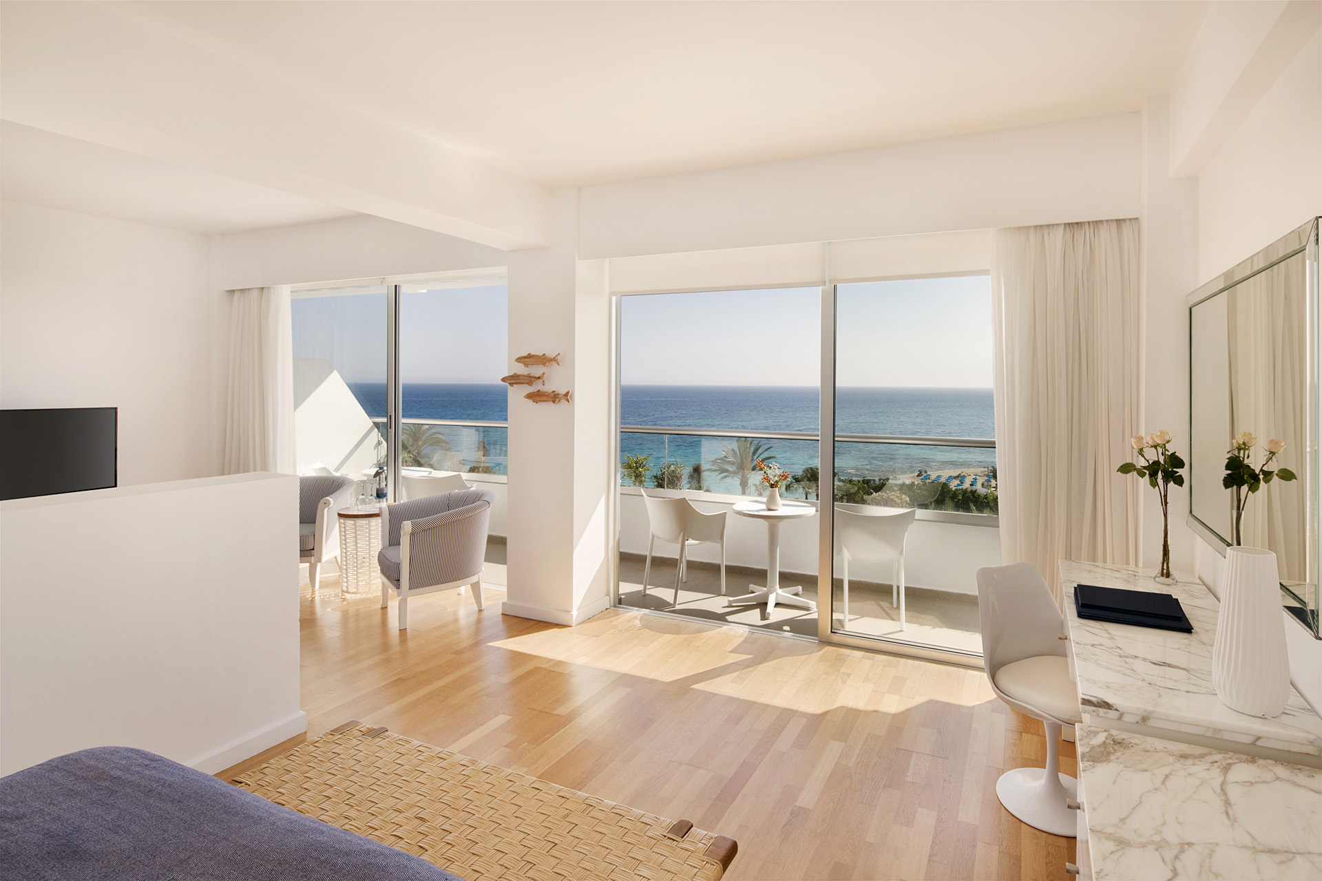 Grecian Sands-Executive suite pogled more.jpg