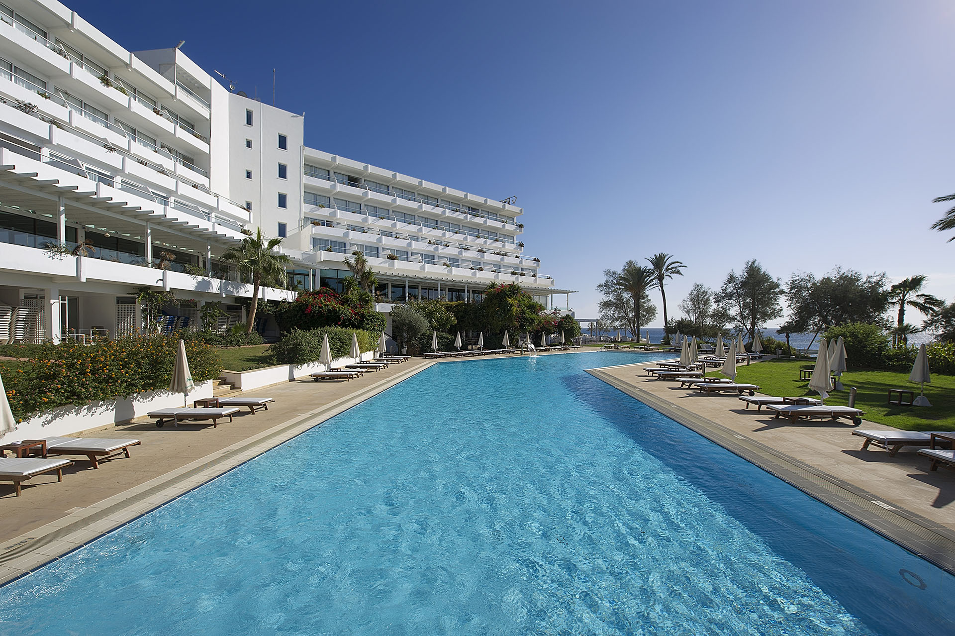 Grecian Sands Hotel-Bazen.jpg