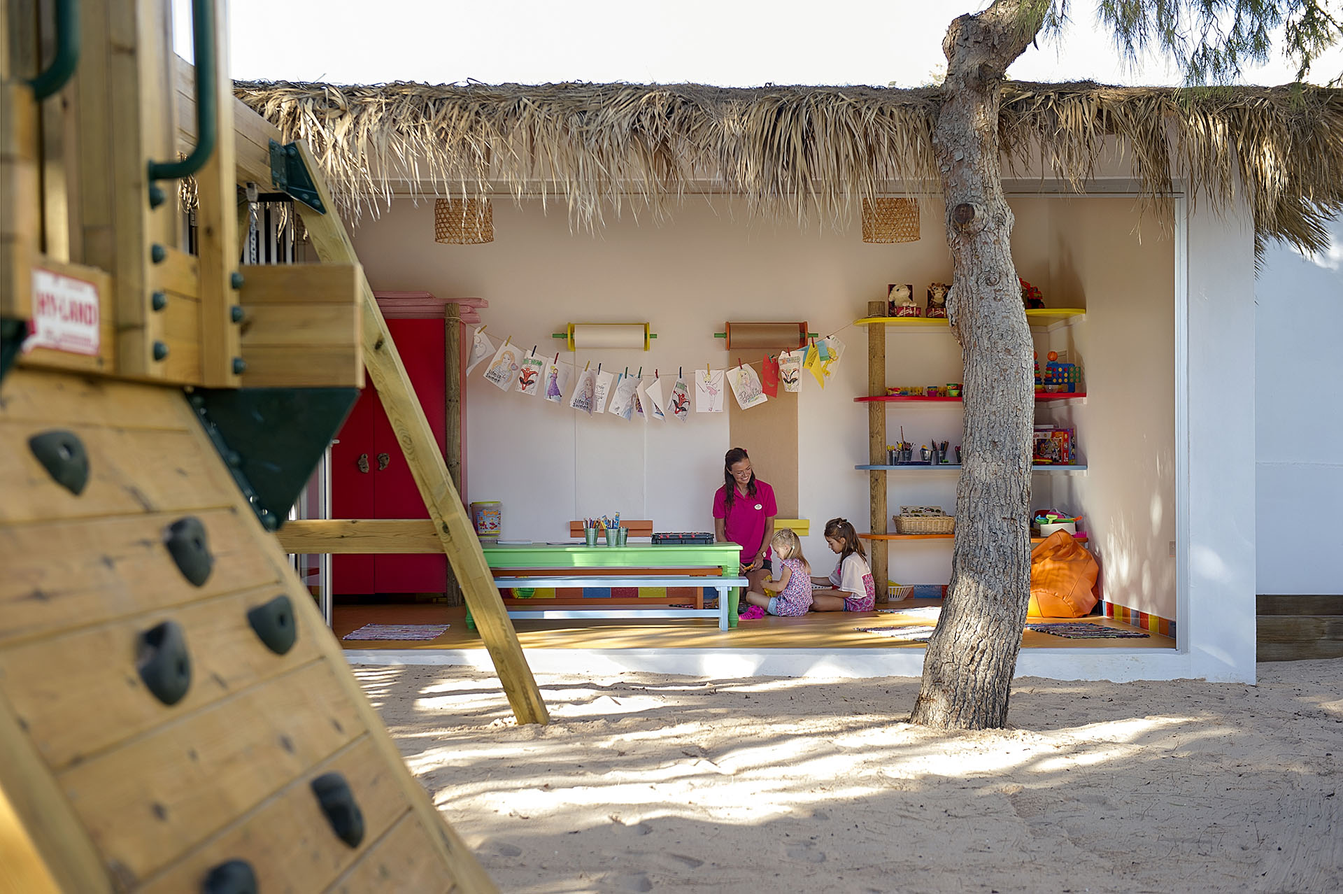 Grecian Sands Hotel-Mini klub.jpg