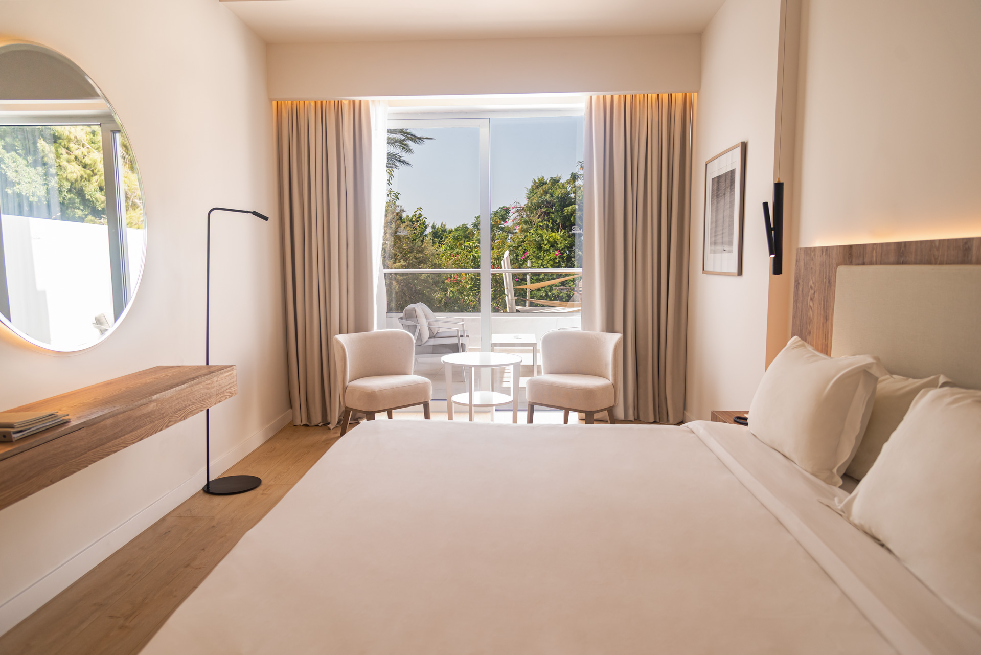 Hotel Grecian Sands-Superior studio delimican pogled more.jpg