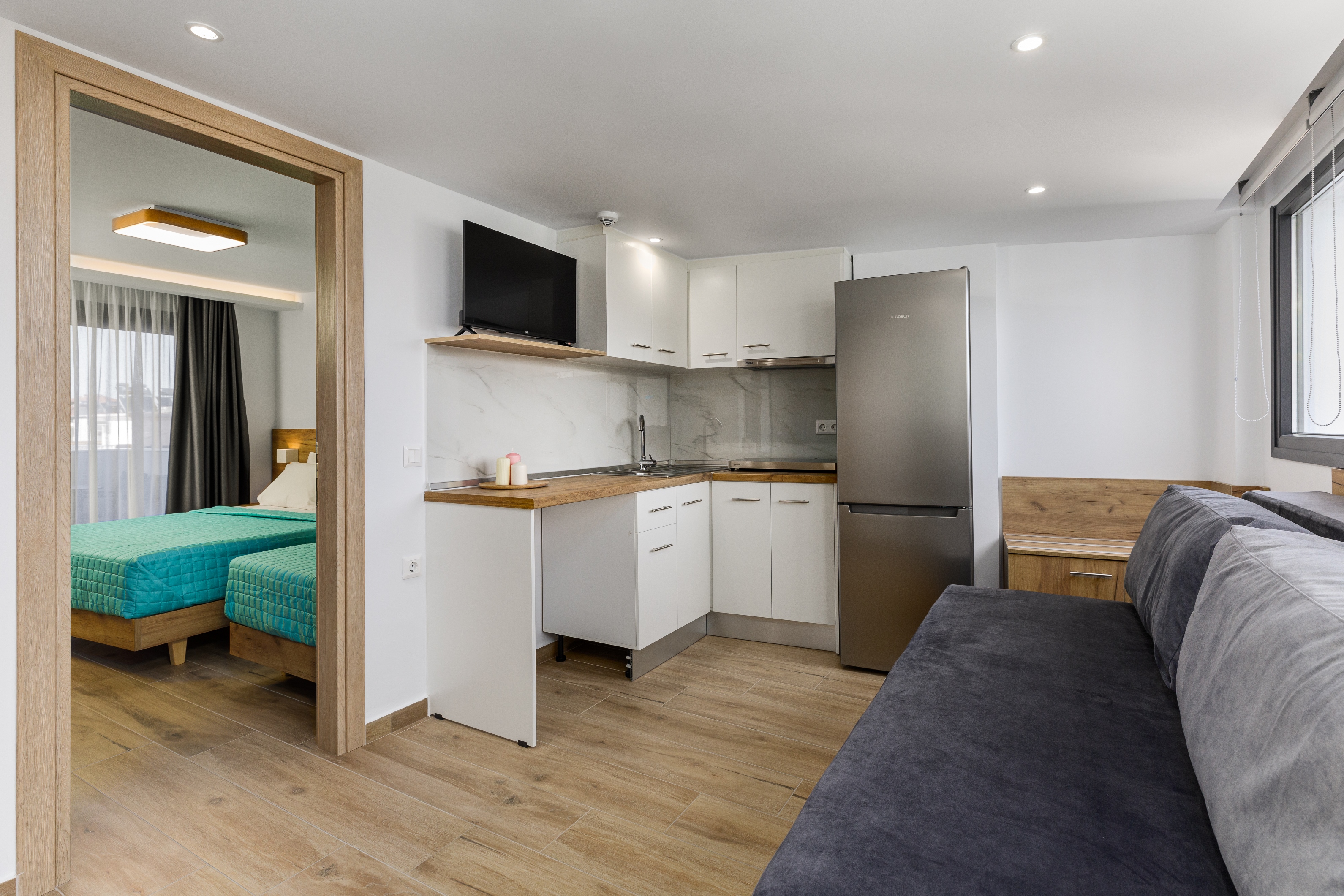 Anassa Suites-Apartman pogled more.jpg