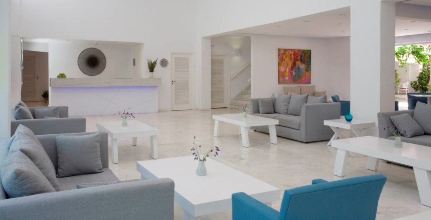 Nissi Park Hotel-Lobby.jpg
