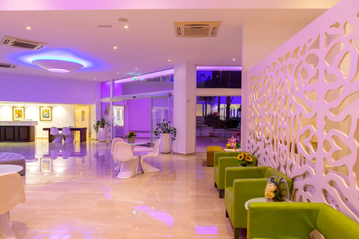 Hotel Limanaki Beach-Lobby.jpg