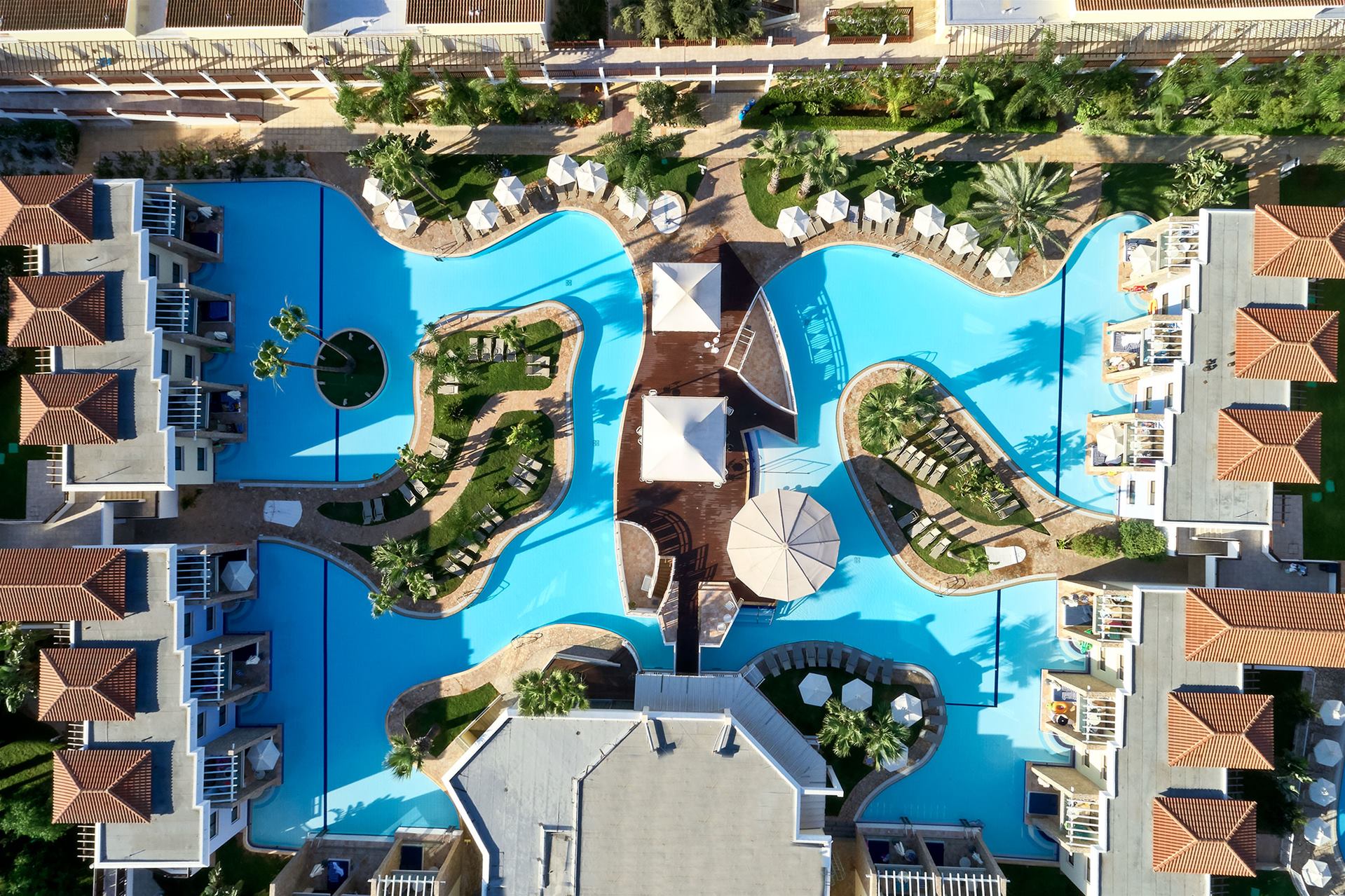 Atlantica Aeneas Resort Hotel-Kompleks bazena.jpg