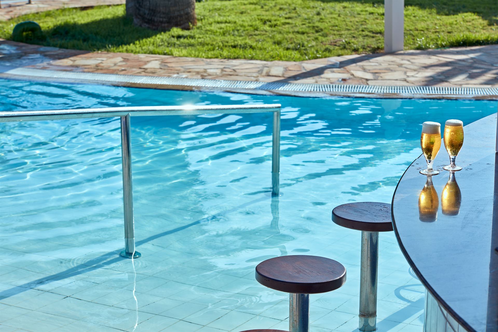 Hotel Atlantica Aeneas Resort-Bazen.jpg