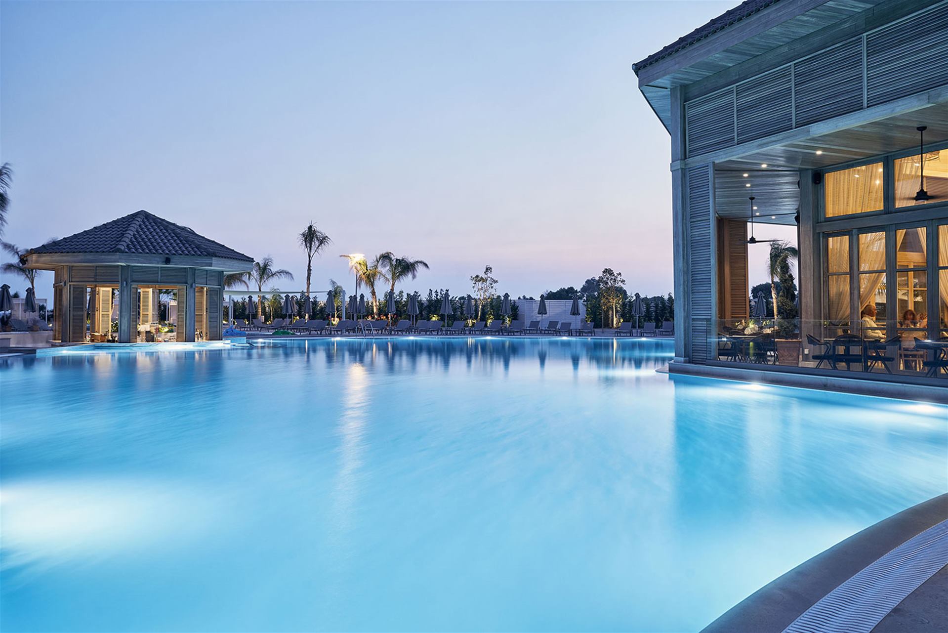 Atlantica Mare Village Ayia Napa-Bazen.jpg