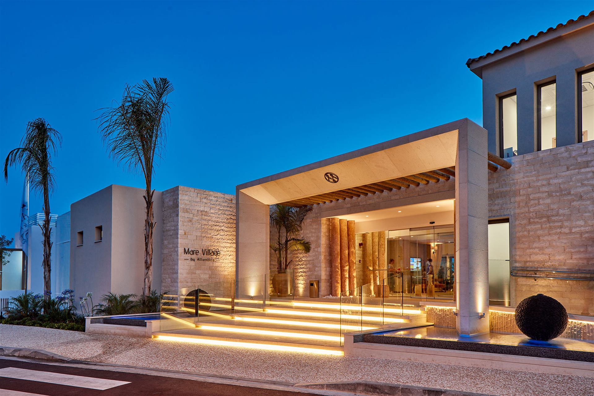 Atlantica Mare Village Ayia Napa-Ulaz u hotel.jpg