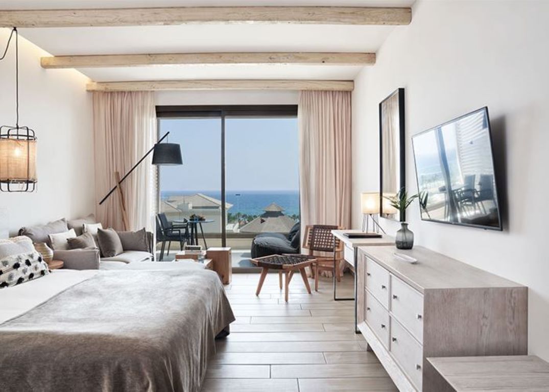 Hotel Atlantica Mare Village Ayia Napa-Standardna soba delimican pogled more ili basta rezidencijalni deo.jpg
