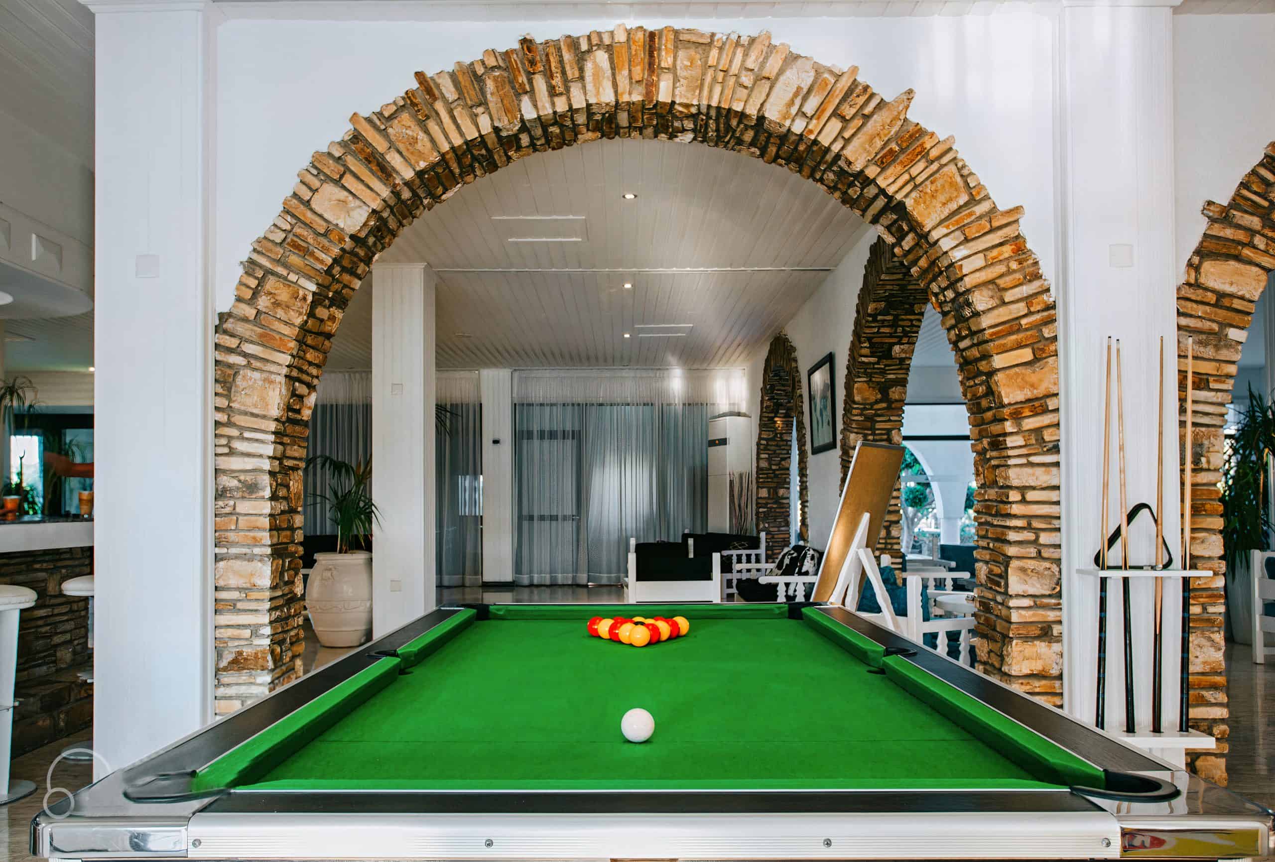 Sveltos Hotel Larnaca-Bilijar.jpg