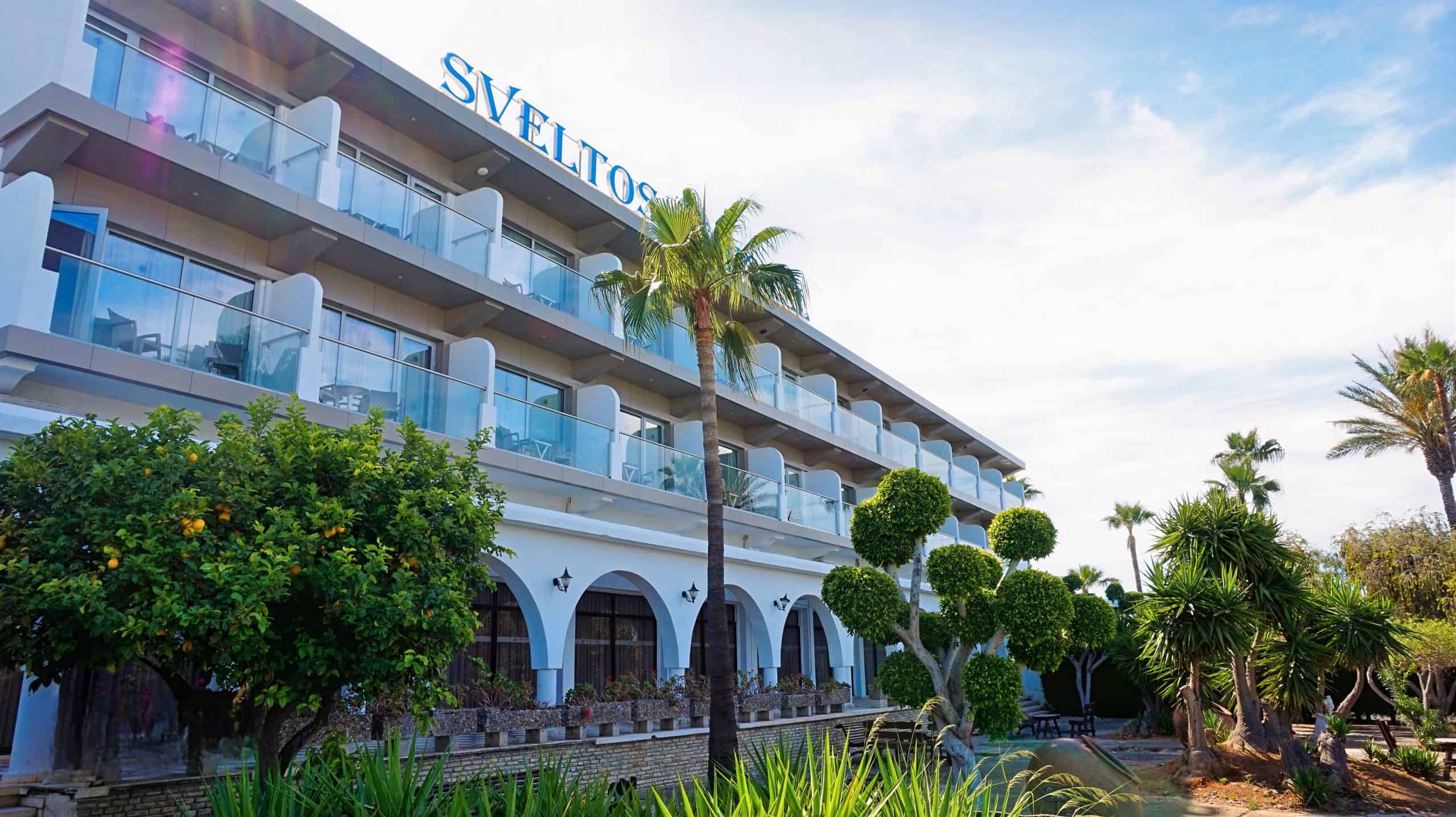 Sveltos Hotel Larnaca-Hotel spolja.jpeg