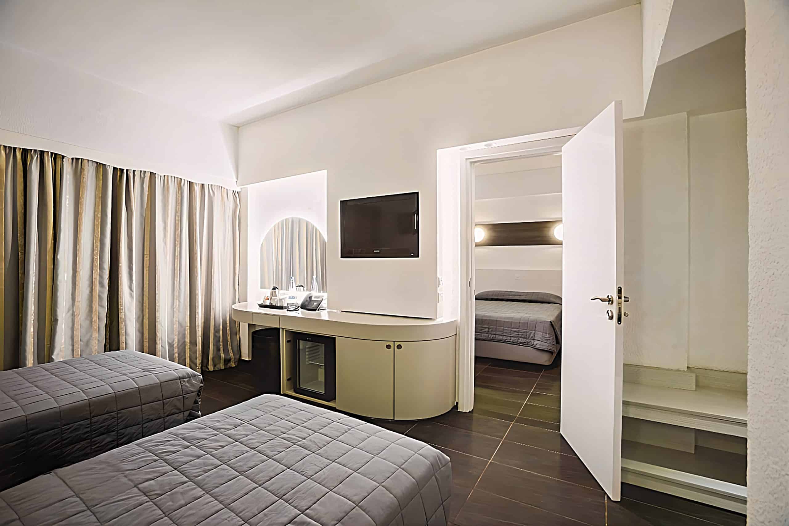 Sveltos Hotel Larnaca-Porodicna soba.jpg